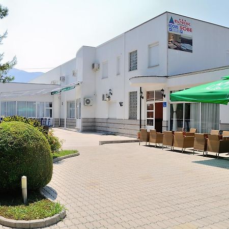Motel Borik Potoci Kültér fotó