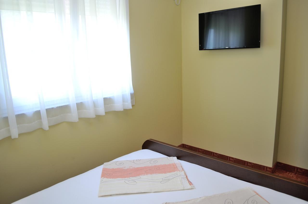 Motel Borik Potoci Kültér fotó