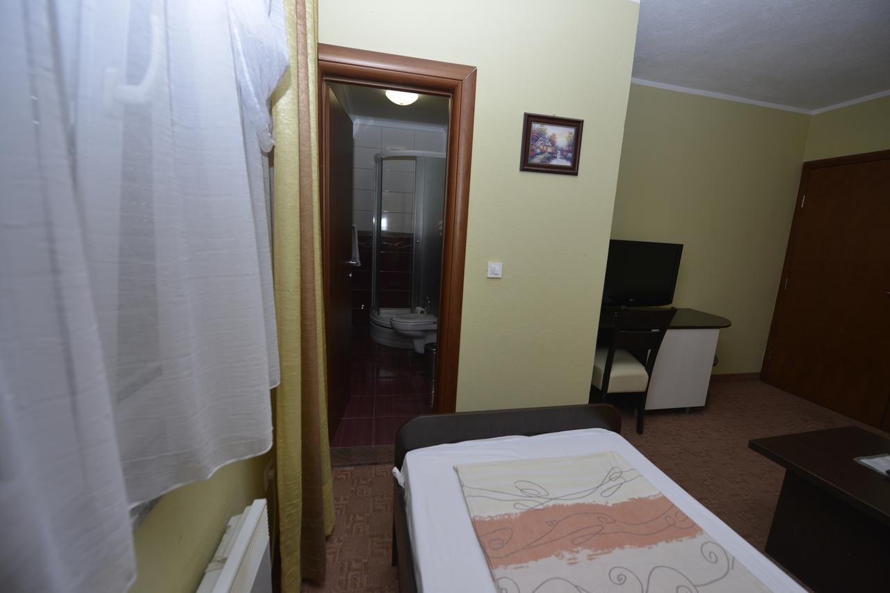 Motel Borik Potoci Kültér fotó